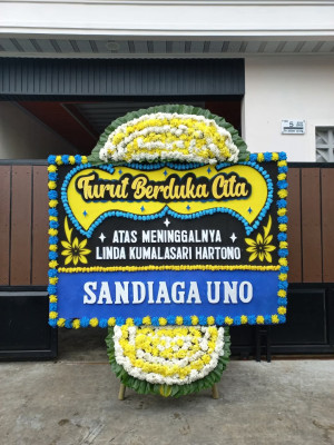 Papan Bunga Duka di Pulau Laut Utara